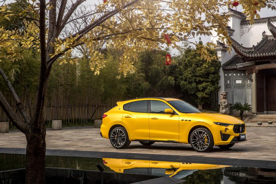  Maserati Levante Trofeo Launch Edition 2019 года  (WW) (фото 7 из 20)